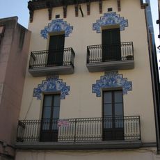 House in plaça Prat de la Riba, 20