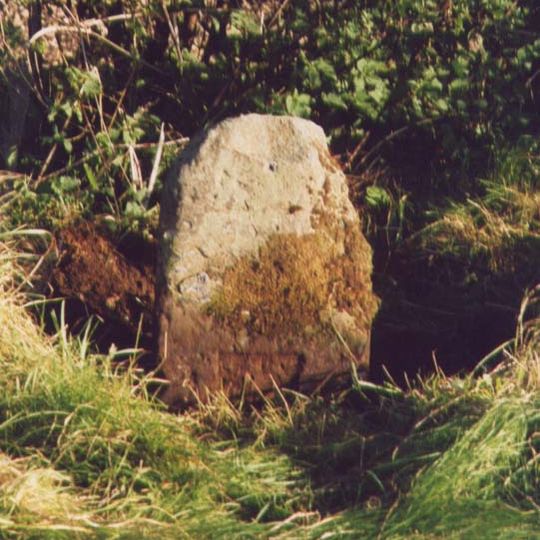 Milestone, W of entrance to Fimber Field Farm