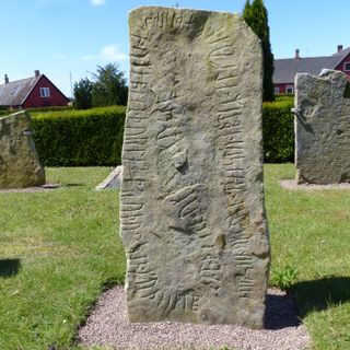 The Alvins stone