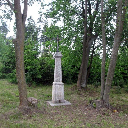 Kříž severně od Mladého Smolivce