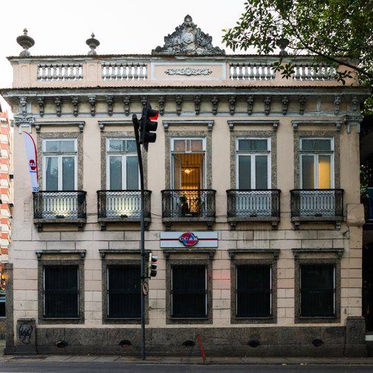 Imóvel à Rua das Laranjeiras, nº 308