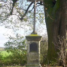 Kříž u silnice na východním okraji Křešova