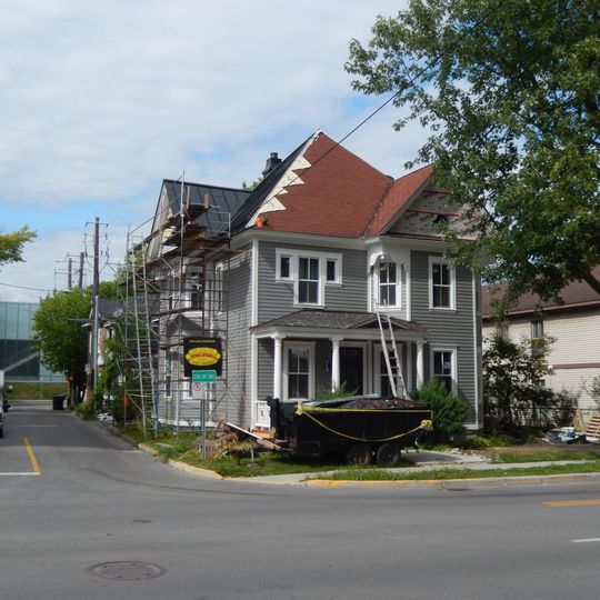 Résidence J.-A.-Émile-Roch