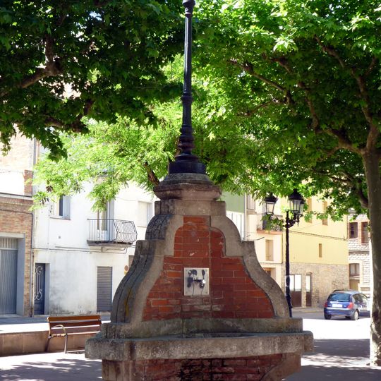 Font de la plaça del Doctor Perelló