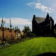 Hasselholt Castle: garden landscaping