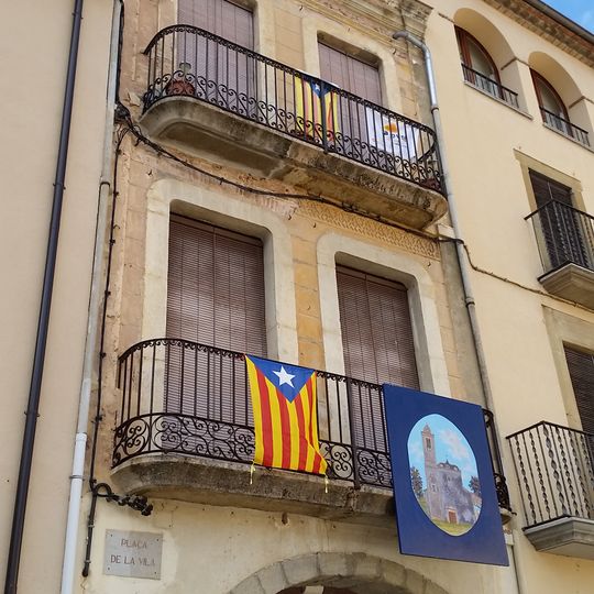 House in plaça de la Vila, 8