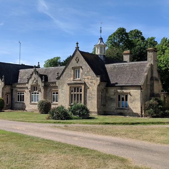 Laundry Cottage, Laundry Lodge And Garden Wall