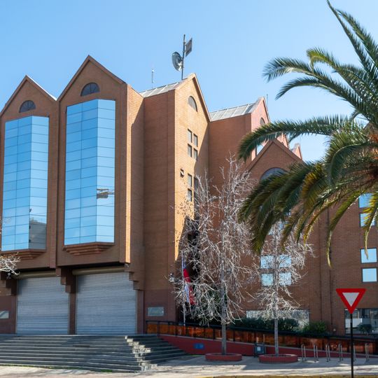 Corporative building of Canal 13