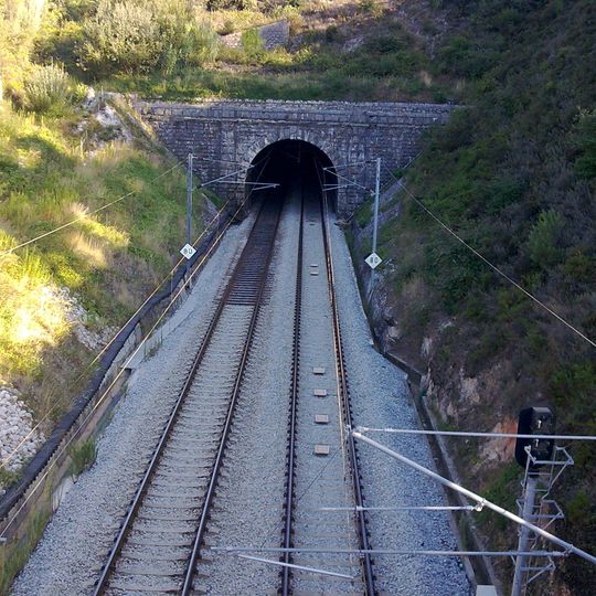 Túnel de Chão de Maçãs