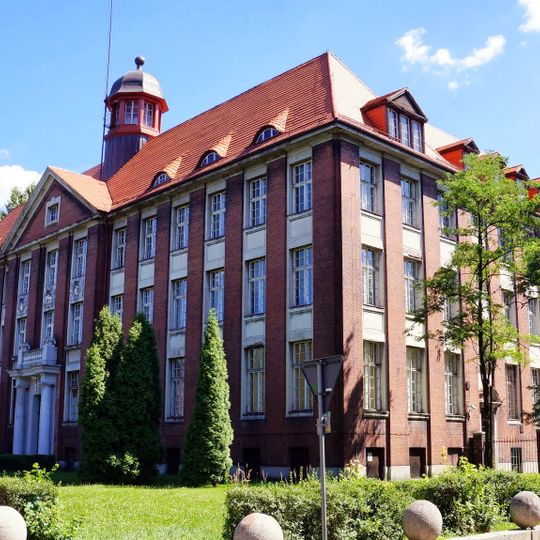 Budynek dyrekcji Huty Batory w Chorzowie