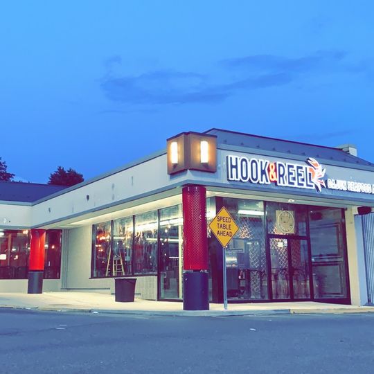 Hook & Reel Cajun Seafood & Bar