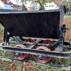 Alte Lore aus dem ehemaligen Tonabbau in Witterschlick