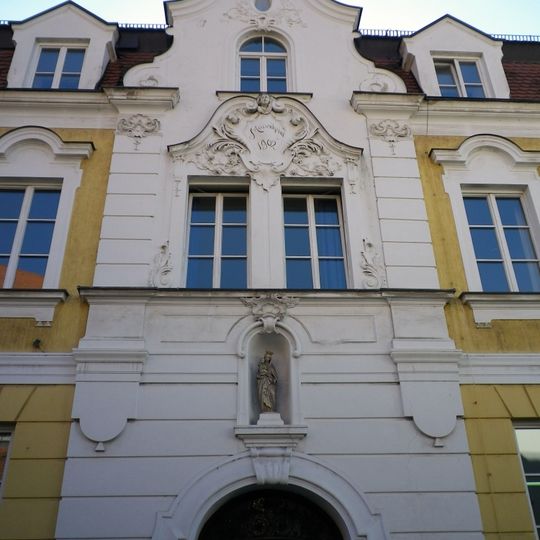 Griesbadgasse 16, 18