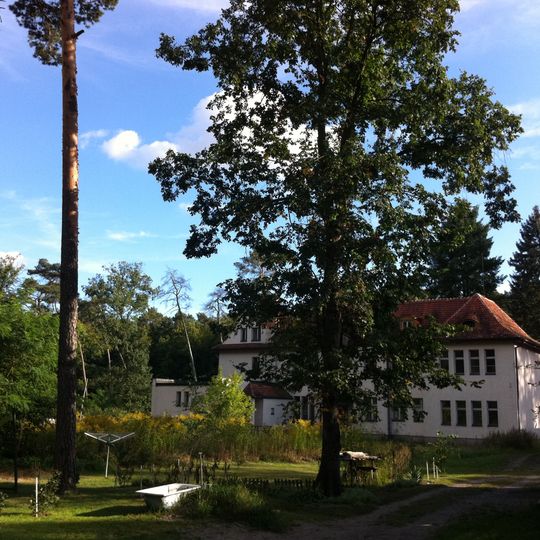 Sanatorium, ob. dom wypoczynkowy Lech