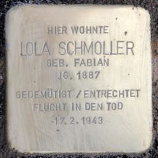 Lola Schmoller