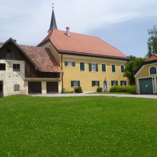 Pfarrhof Perwang am Grabensee