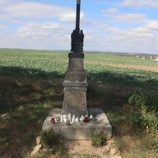 Kříž nad Vícenickým žlebem