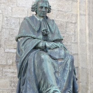 Statue de Paul-Joseph Barthez