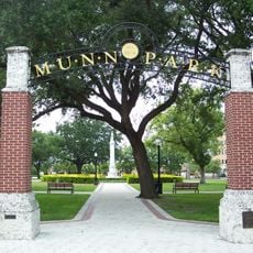 Munn Park Historic District