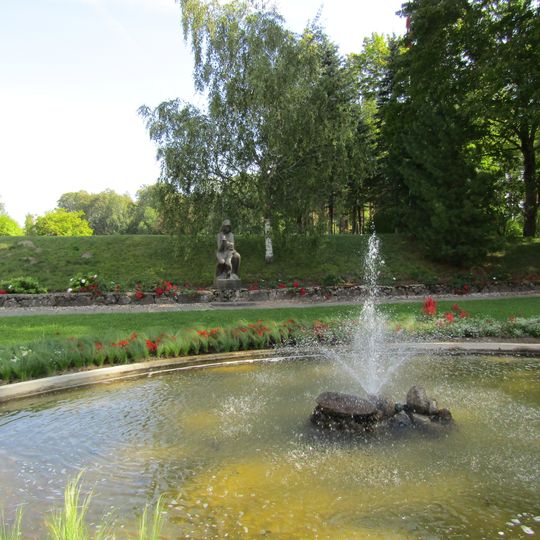 Piemineklis J.Skujiņai "Madonna Orans"