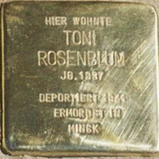 Stolperstein dedicated to Toni Rosenblum