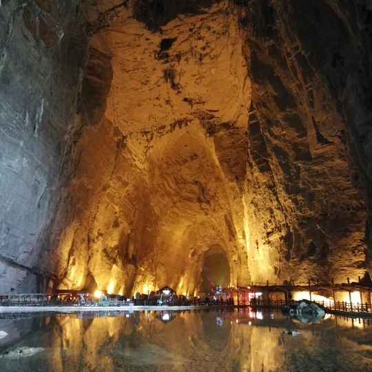 Tenglong Cave