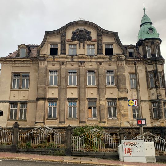 Fabrikantenvilla mit Einfriedung Lungwitzer Straße 41