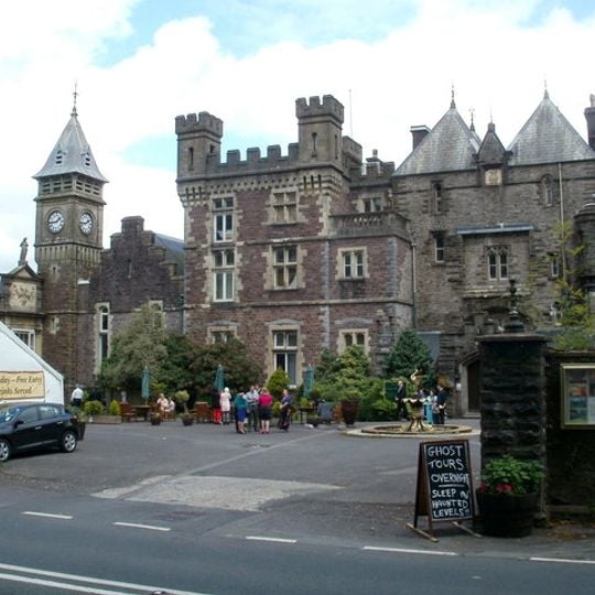Craig-y-Nos Castle