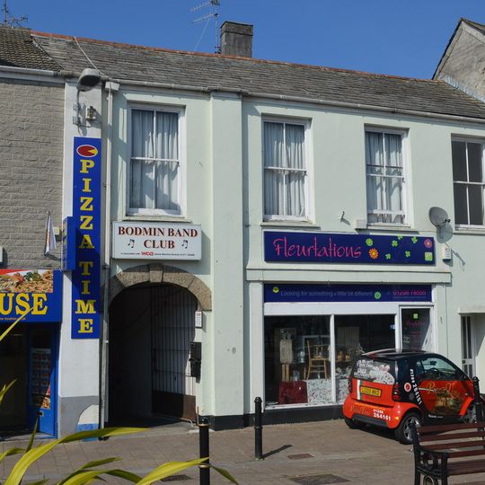 Honey Street drill hall, Bodmin