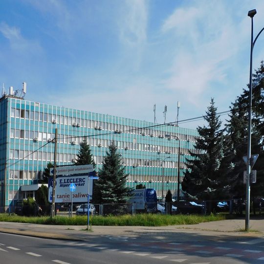 Biurowiec przy ulicy Czereśniowej 98