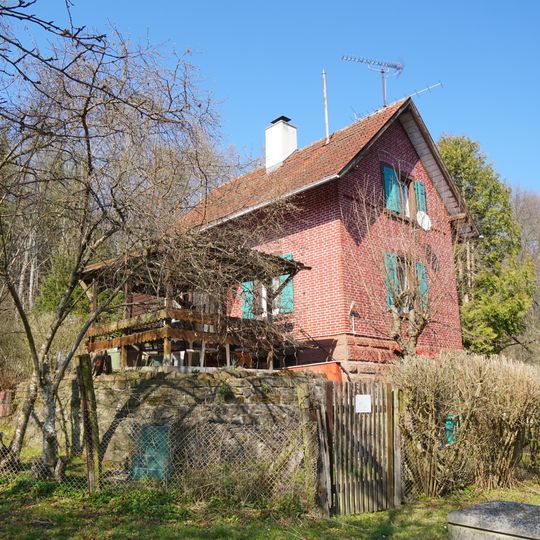 Haus an der Gäubahn am Mönchsbrunnen