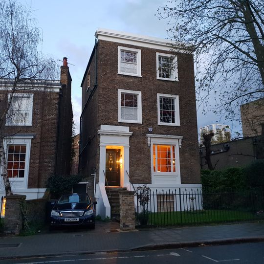 9, Stockwell Park Crescent Sw9