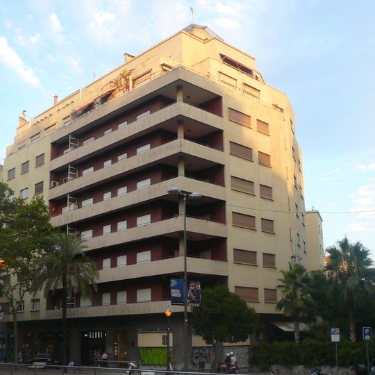 Edifici d'habitatges Enric Granados - Diagonal - París