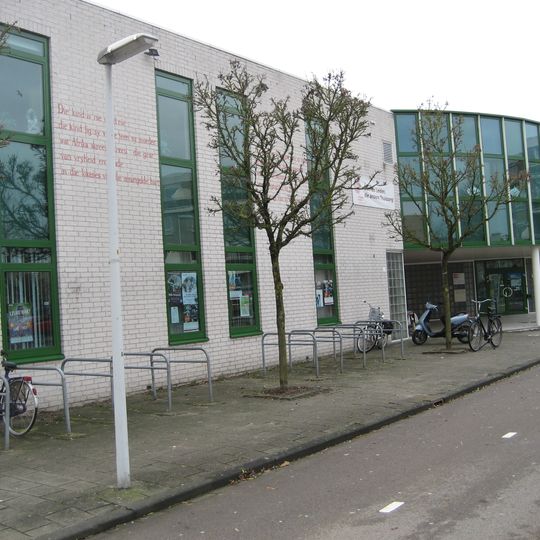 BplusC public library Leiden Stevenshof
