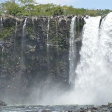 Eyipantla Falls