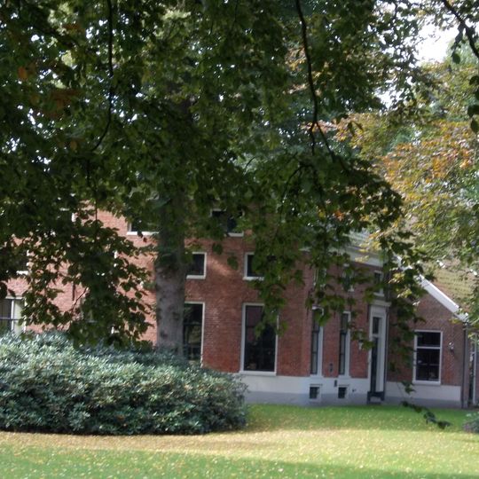 Uiterburen 45, Zuidbroek