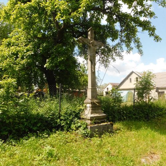 Kříž u domu č. 8 v Dubí