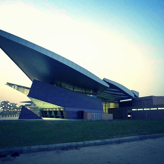 Chaudhary Charan Singh Airport