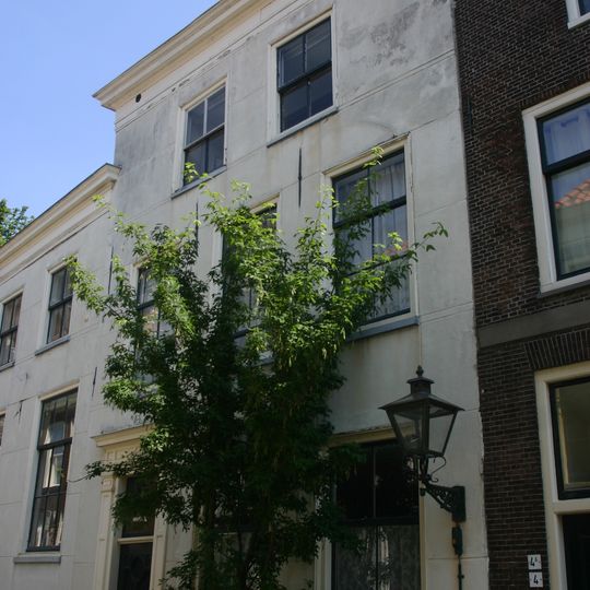 Nieuwsteeg 2, Leiden