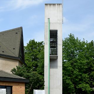 Glockenturm der Kirche Marzahn/Nord
