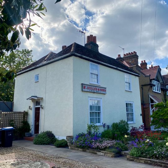 15 And 17, High Street