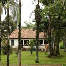 Casa Alvenaria de Tijolos Hi Etiquetas (Demolida)
