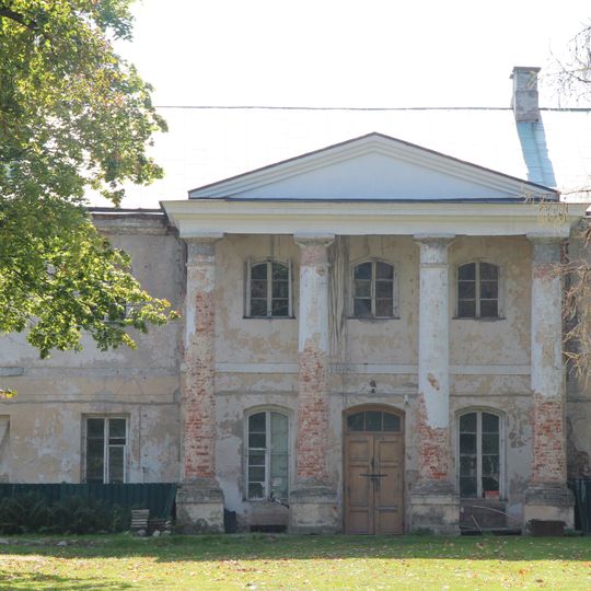 Palace in Osmolice