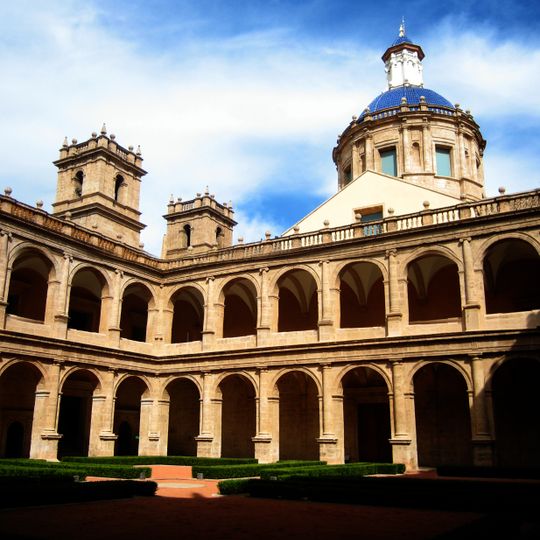 Monasterio de San Miguel de los Reyes