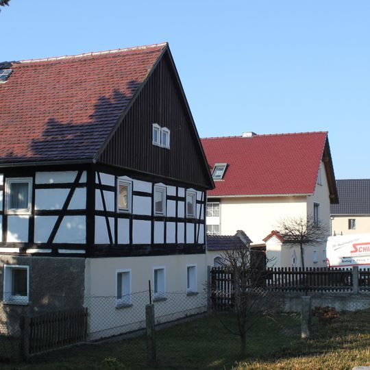 Wohnstallhaus eines Dreiseithofes Nebelschützer Straße 36
