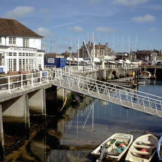 Royal Norfolk and Suffolk Yacht Club