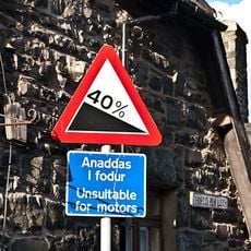 Ffordd Pen Llech