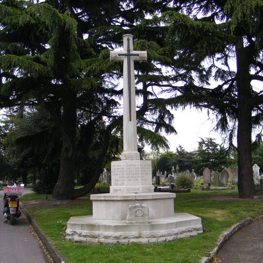 War Memorial at Rippleside Cemetery