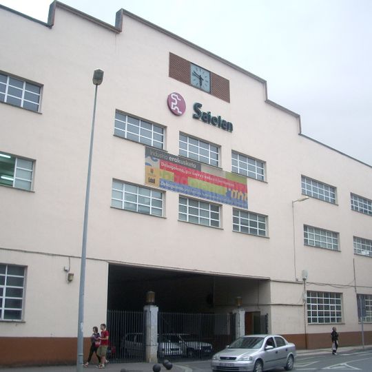 Edificio De Entrada de Unión Cerrajera