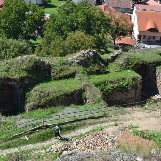 Fiľakovský hrad, múr štítový II.